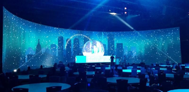 3840Hz IP65 Innovatieve schermtechnologie, Multicolor Flexible LED Video Wall